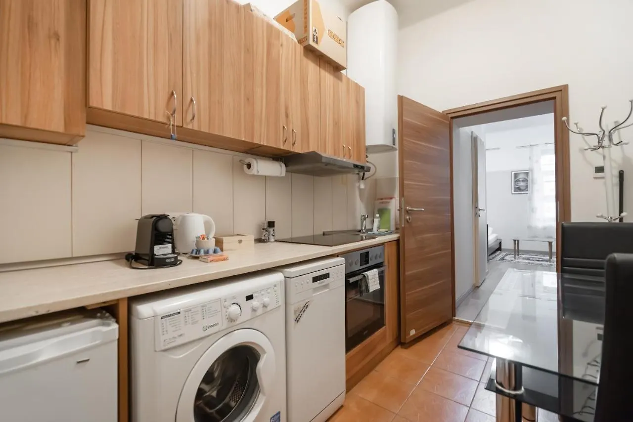 Ruhiges Apartment In 15 Min Zum Zentrum Vídeň Rakousko