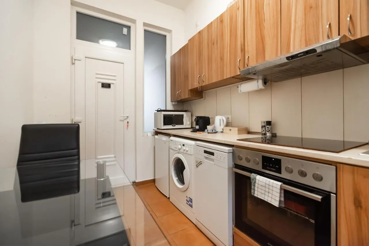 Ruhiges Apartment In 15 Min Zum Zentrum Vídeň Rakousko